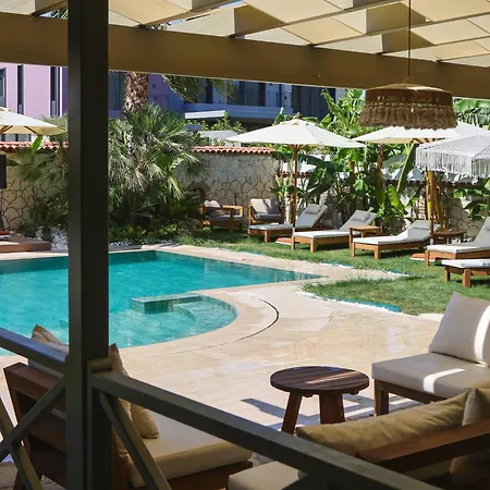 Naya Port Bed & Breakfast Alaçatı