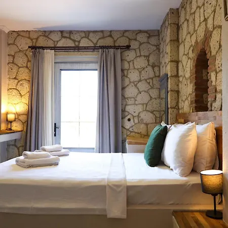 Bed & Breakfast Naya Port