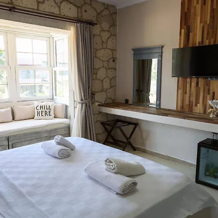 Bed & Breakfast Naya Port