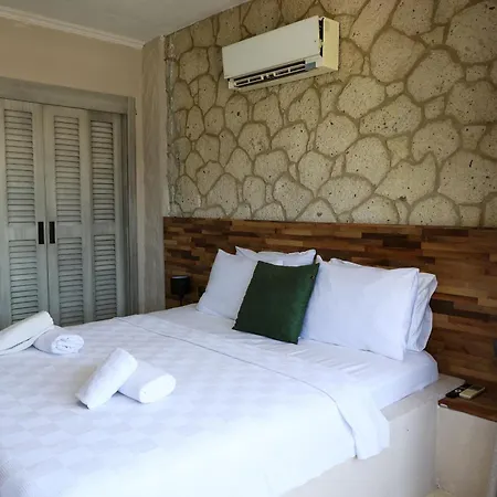 Frühstückspension Moff Alacati Alaçatı